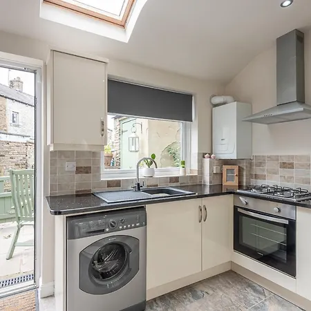Dales Edge -